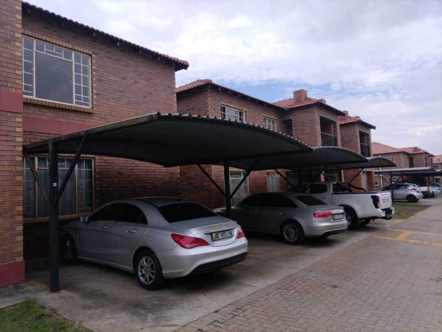 3 Bedroom Property for Sale in Waterval East North West